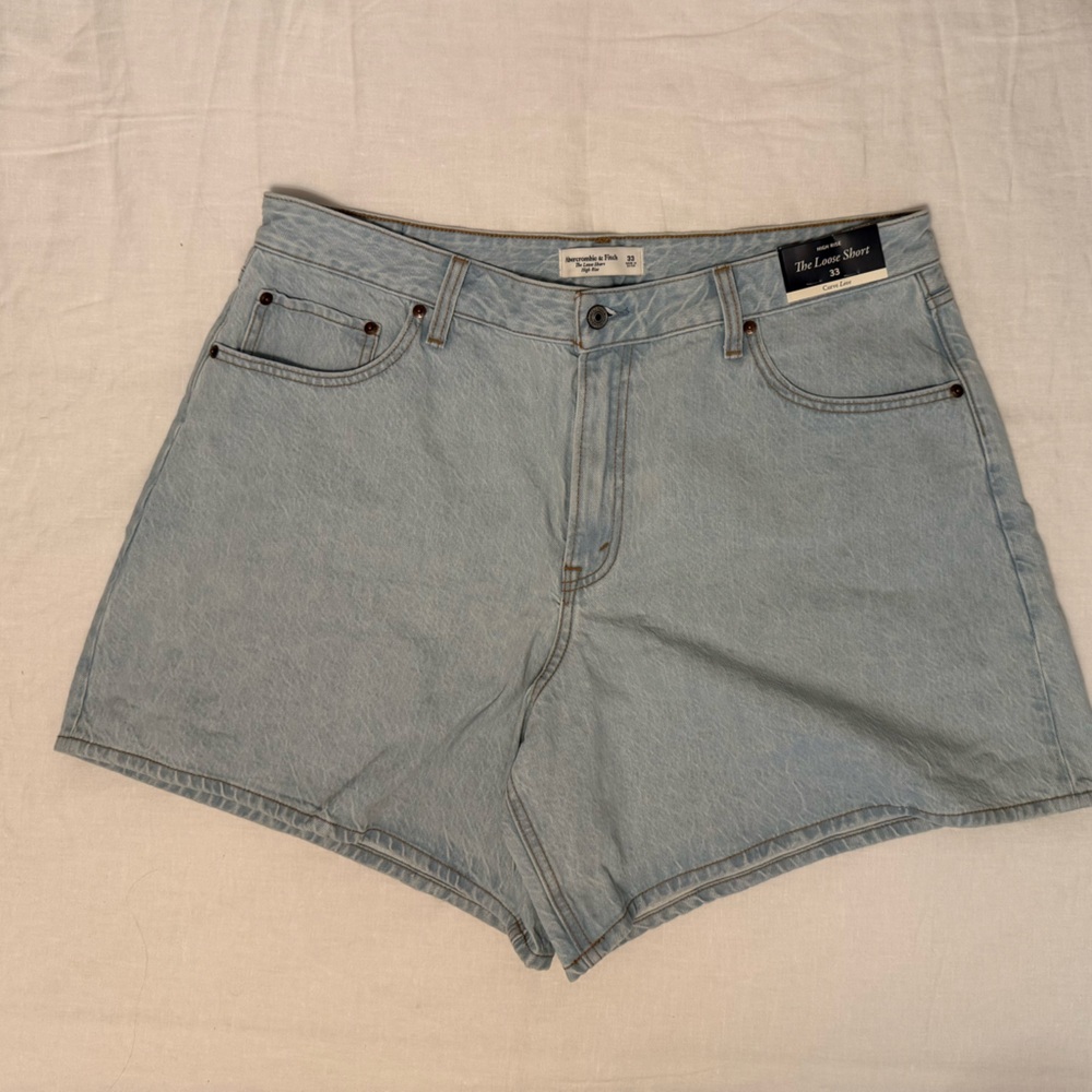 Abercrombie The Loose Short Size 33